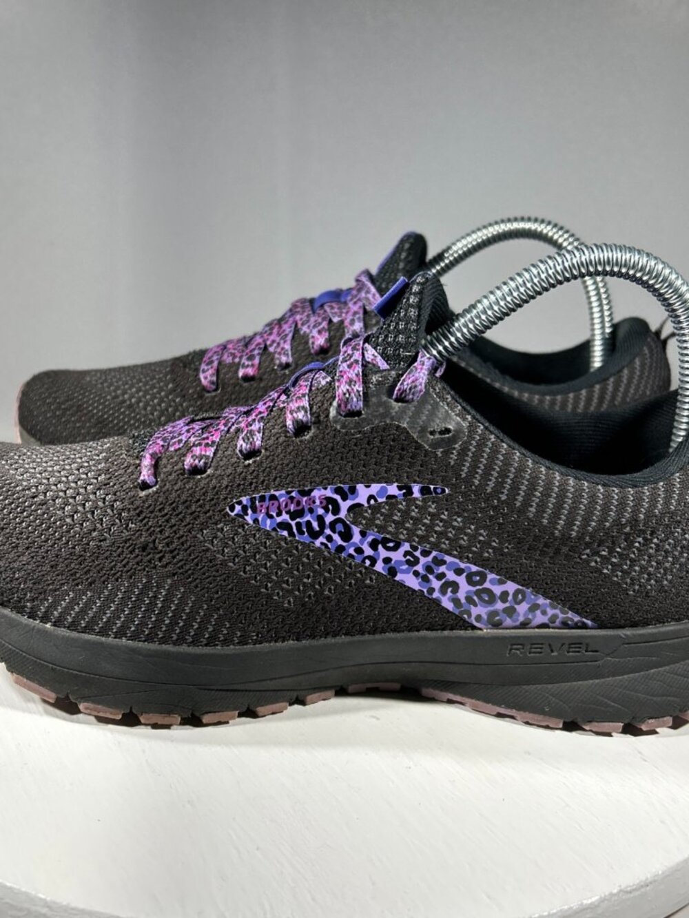 Brooks Revel 5 Womens Running Shoes Size 8 Black Purple Knit Walking Sneakers